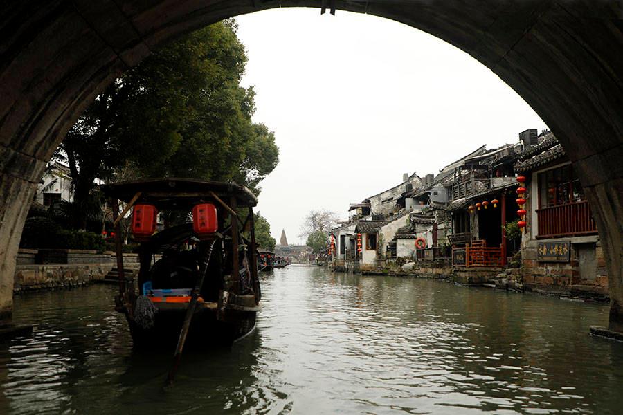 探讨天涯热点话题,尽在女人想要让自己的下半生过得幸福,就要学会慧眼识人,具体该怎么做呢?问答平台